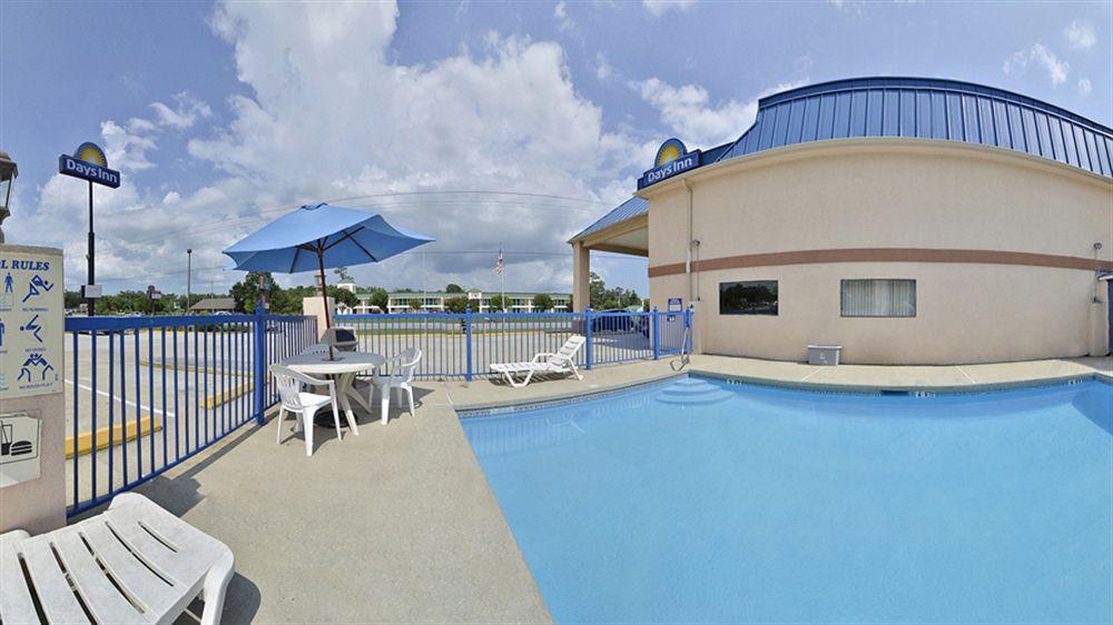 Days Inn By Wyndham Ocean Springs Esterno foto